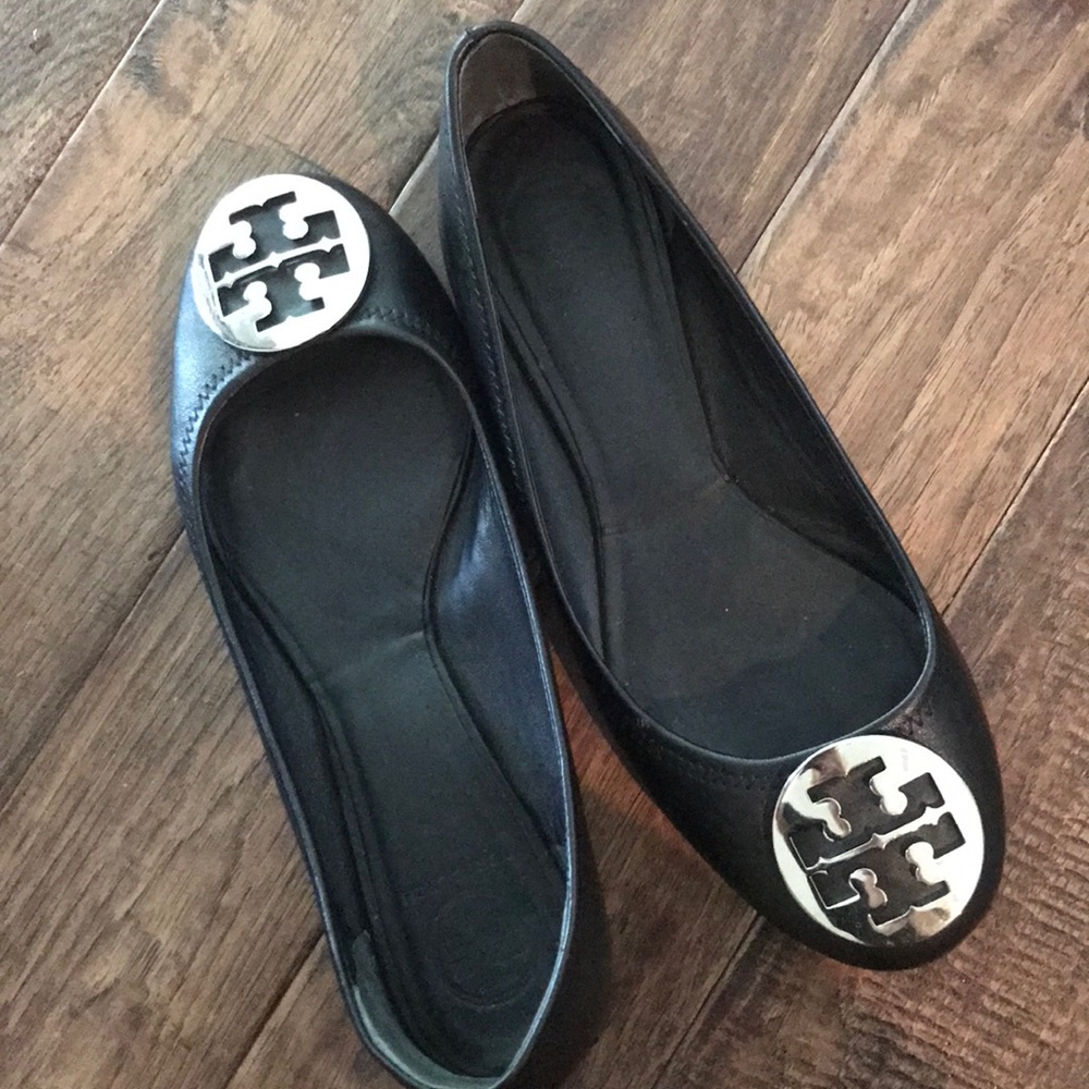 Tory Burch ballet flat in black leather